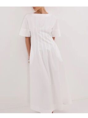 Dissh Daphne White Sleeved Midi Dress
